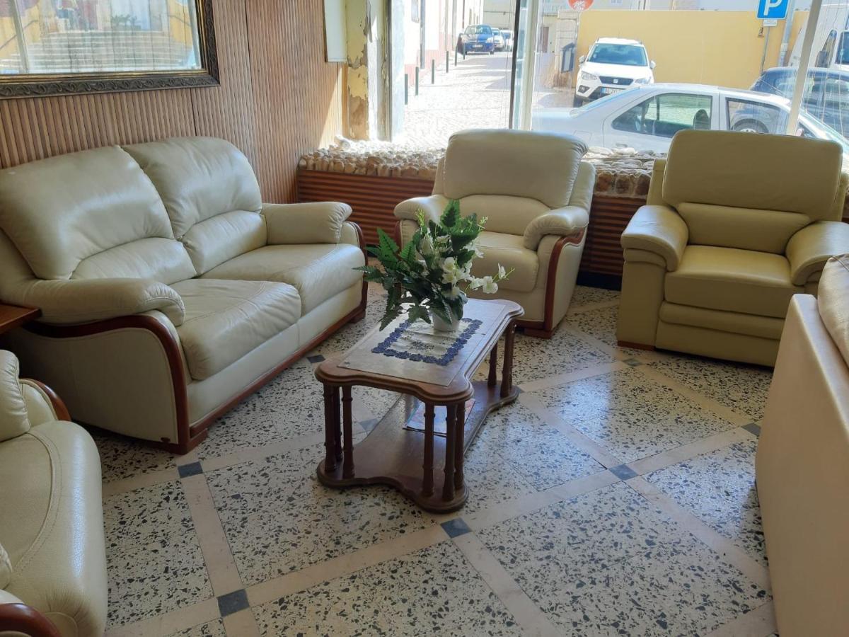 Residencial Miradoiro Guest House Portimao Luaran gambar
