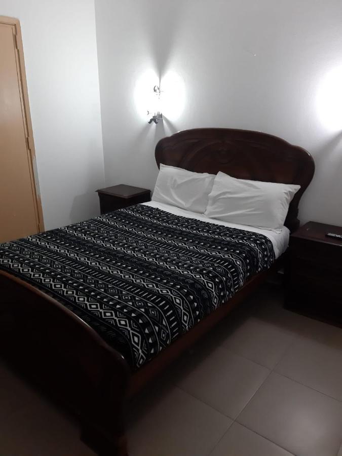 Residencial Miradoiro Guest House Portimao Luaran gambar