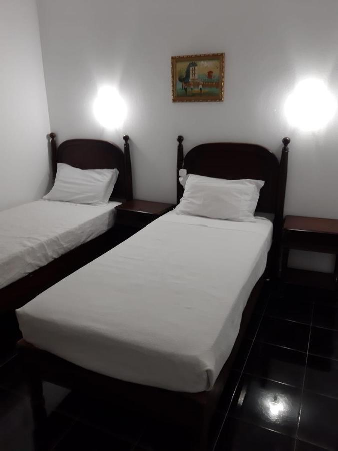 Residencial Miradoiro Guest House Portimao Luaran gambar