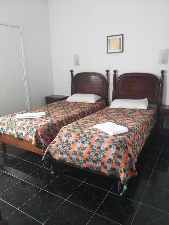 Residencial Miradoiro Guest House Portimao Luaran gambar